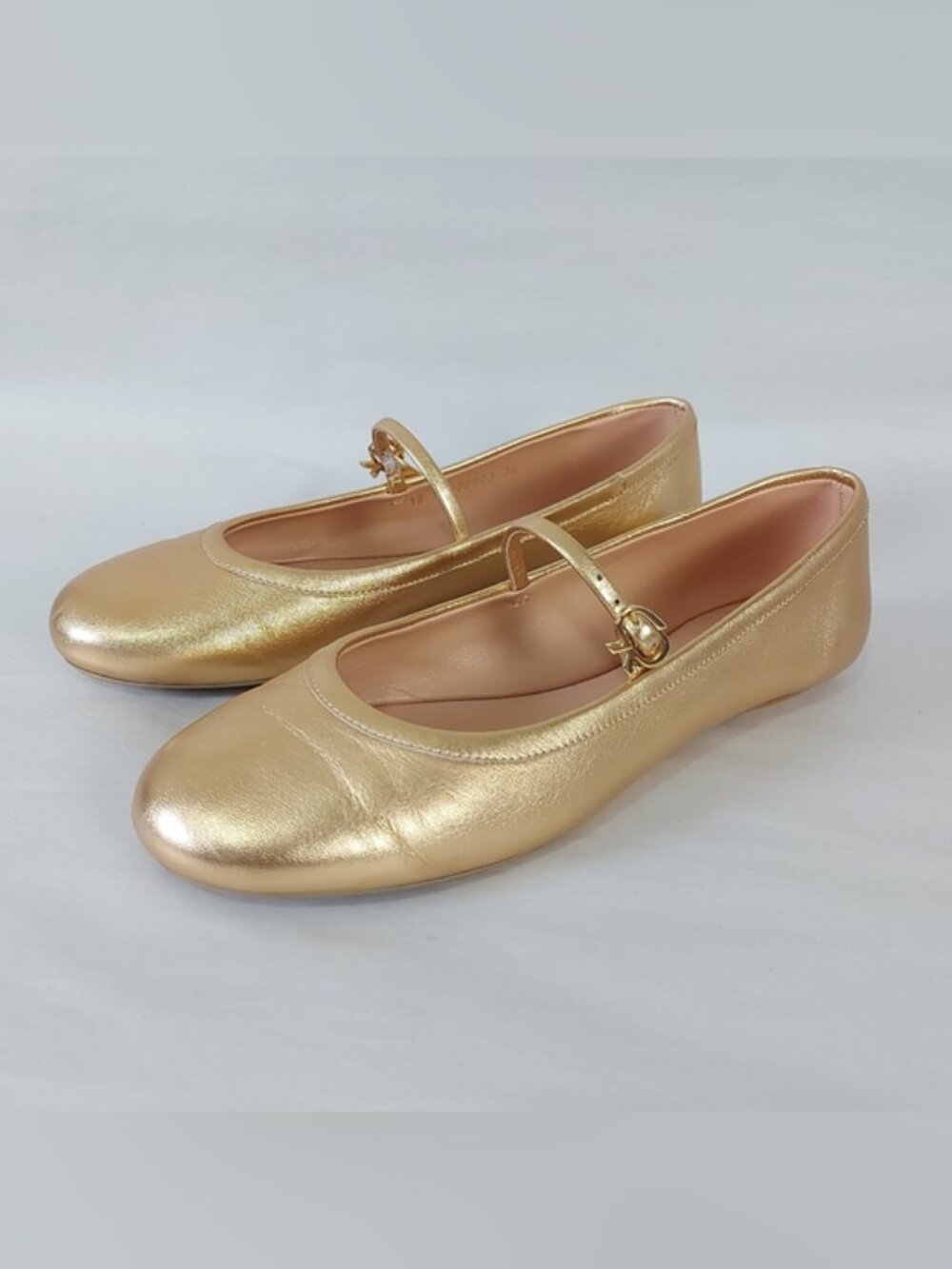 Gianvito Rossi Carla Metallic Gold Ballet Flats 36 Buckle Strap Mary Jane Slipon